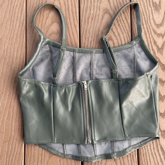 Two Set Olive Green Set - Picture 5 of 12